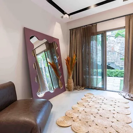 Otel Caresse, A Luxury Collection Residences 4+1 *